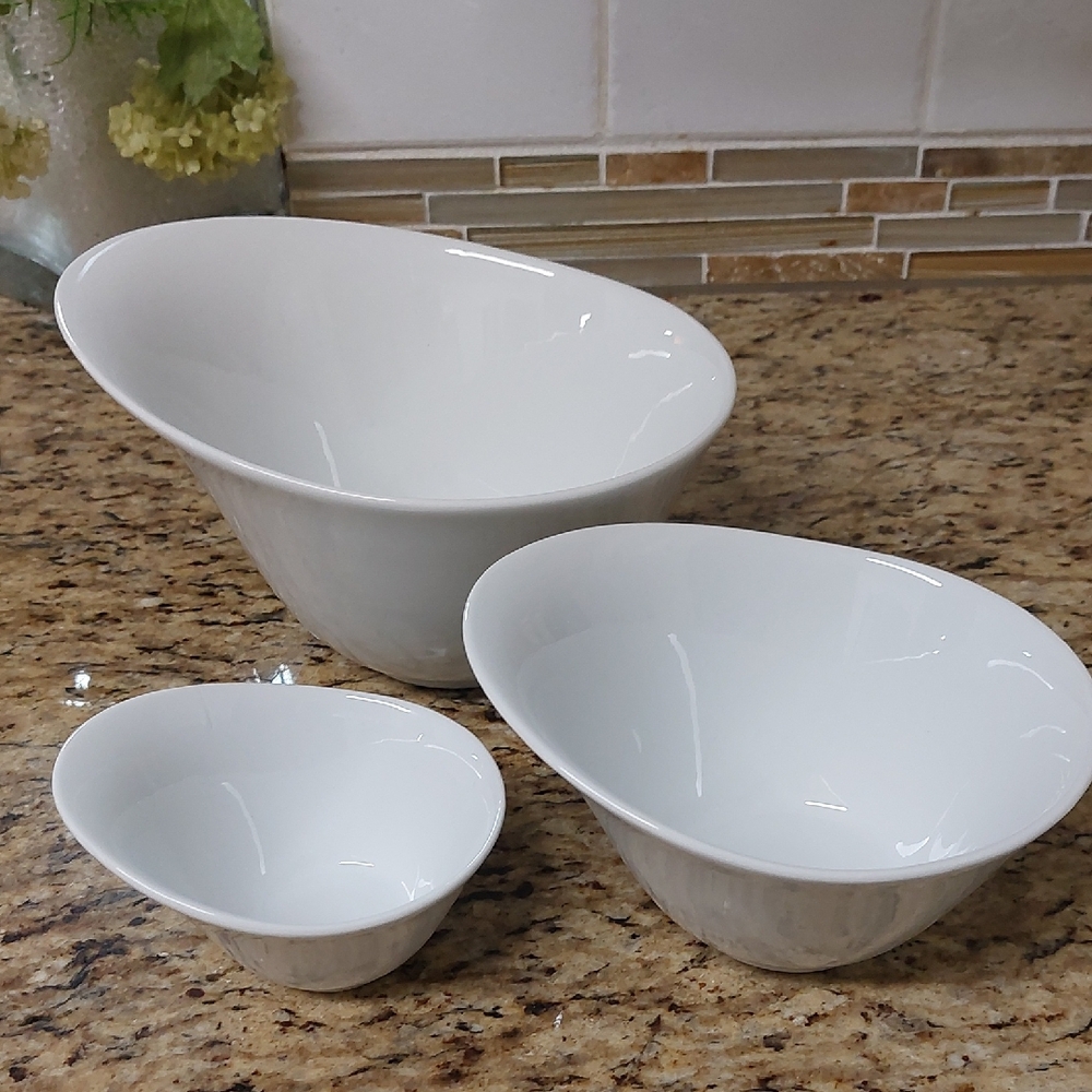 Brilliant White Porcelain Bowl Trio.
